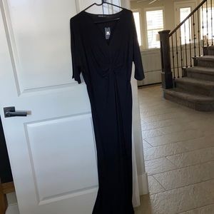 Women’s sleek short sleeve dress. Fit as amazing